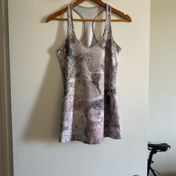 Lululemon Athletica Sugar Crush Multi Dye Cool Racerback Athletic Tank Top EUC - Picture 9 of 13